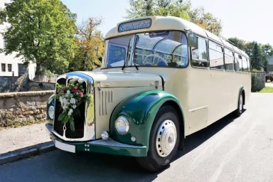 Oldtimerbus Saurer in Dresden